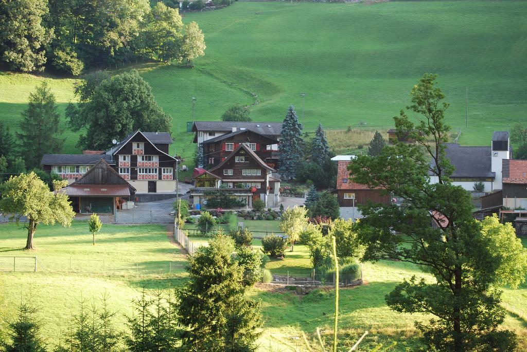 B&B Haus Zur Krone Oberriet Exteriör bild